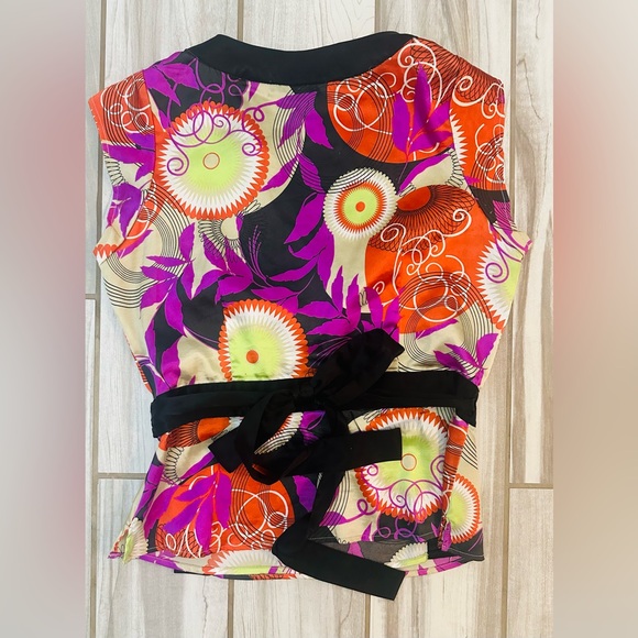 BCBG Maxazria,Crossover, wrap top, Medium - Picture 2 of 3